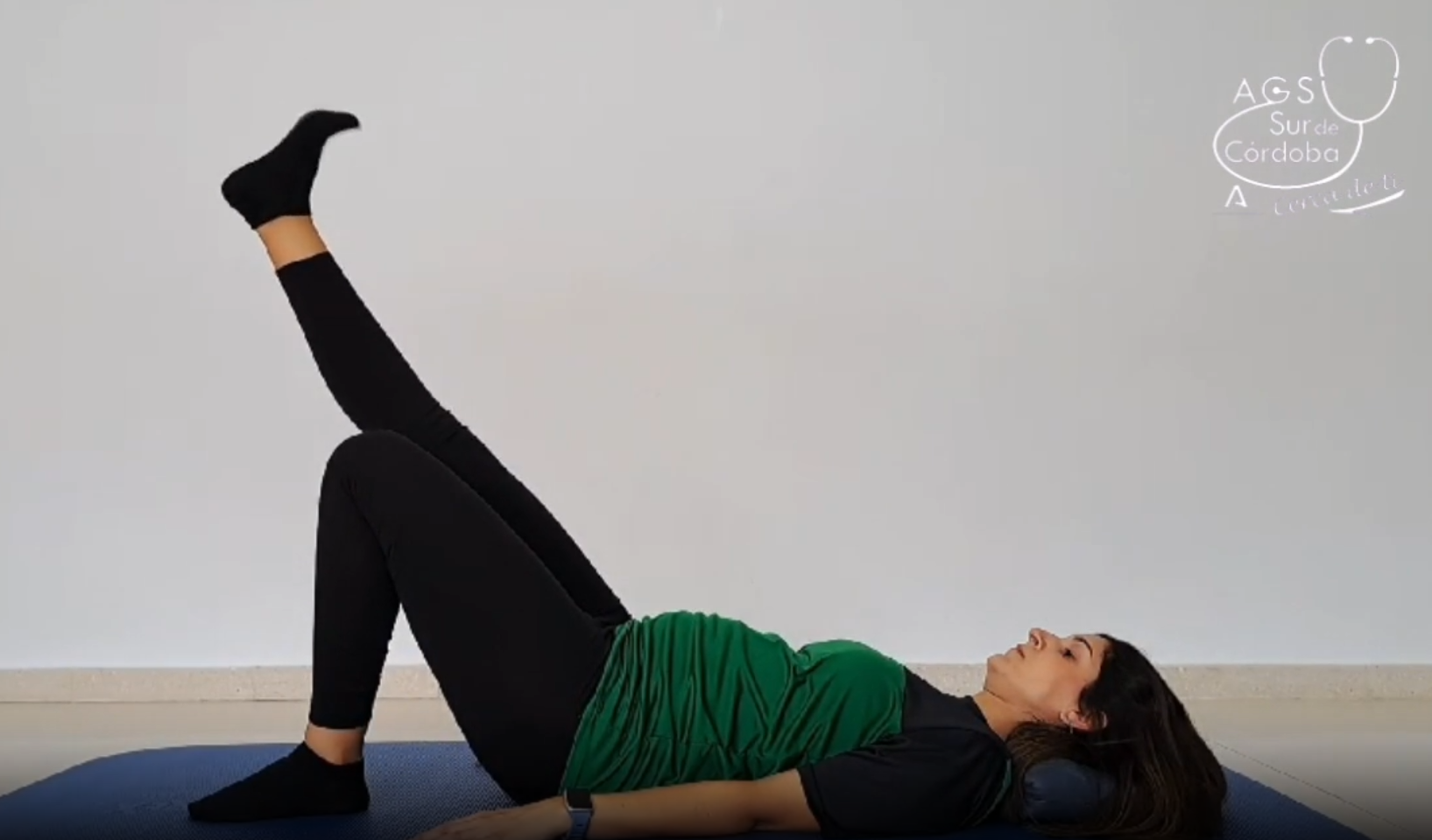 Estirar los músculos posteriores de la pierna y flexibilizar el nervio ciático